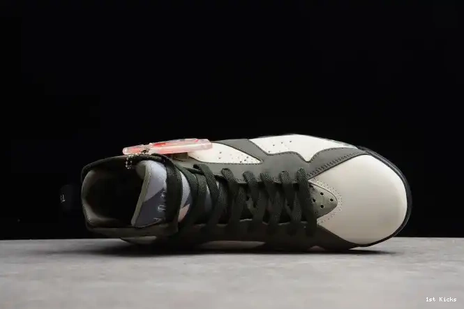 AT3375-100 Air Patta Jordan x Icicle 7 0605